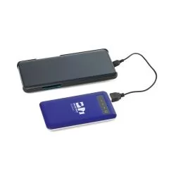 Bateria portátil com ecrã touch e indicador de carga 4.000 mAh Personalizada Bateria portátil com ecrã touch e indicador de carga 4.000 mAh Personalizada