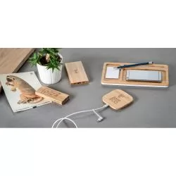 Bateria portátil em bambu 5.000 mAh Personalizada Bateria portátil em bambu 5.000 mAh Personalizada