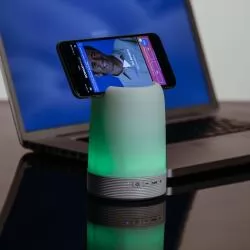 Caixa de Som Multimídia com Porta Caneta e Luminária Personalizada Caixa de Som Multimídia com Porta Caneta e Luminária Personalizada
