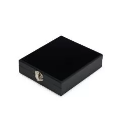 Kit Vinho com Jogo de Baralho Personalizado Kit Vinho com Jogo de Baralho Personalizado