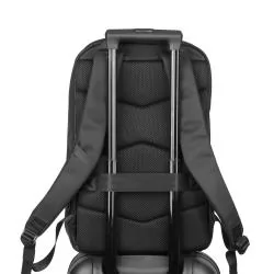 Mochila de Poliéster USB 23 Litros Personalizada Mochila de Poliéster USB 23 Litros Personalizada
