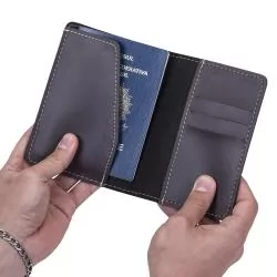 Porta Passaporte Bidins em Couro Sintético Personalizada Porta Passaporte Bidins em Couro Sintético Personalizada