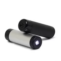 Power Bank 4.000mAh com Lanterna Personalizado Power Bank 4.000mAh com Lanterna Personalizado
